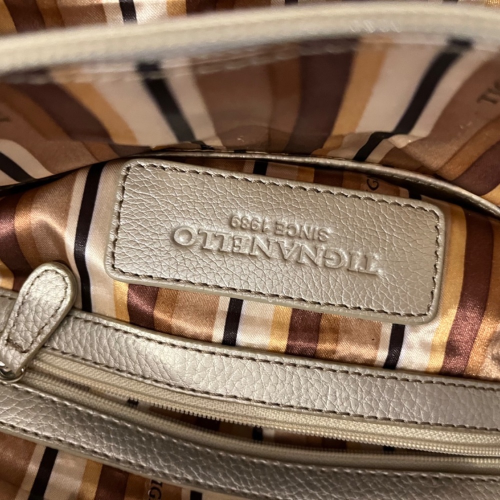Handbag - Picture 7 of 7